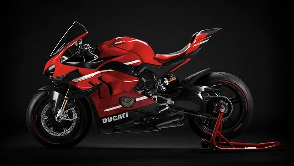 Ducati Superleggera V4 side view